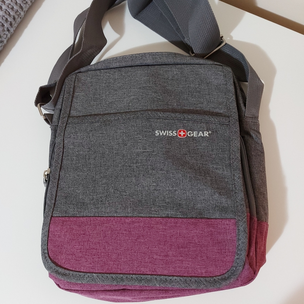 Sling bag / crossbody bag